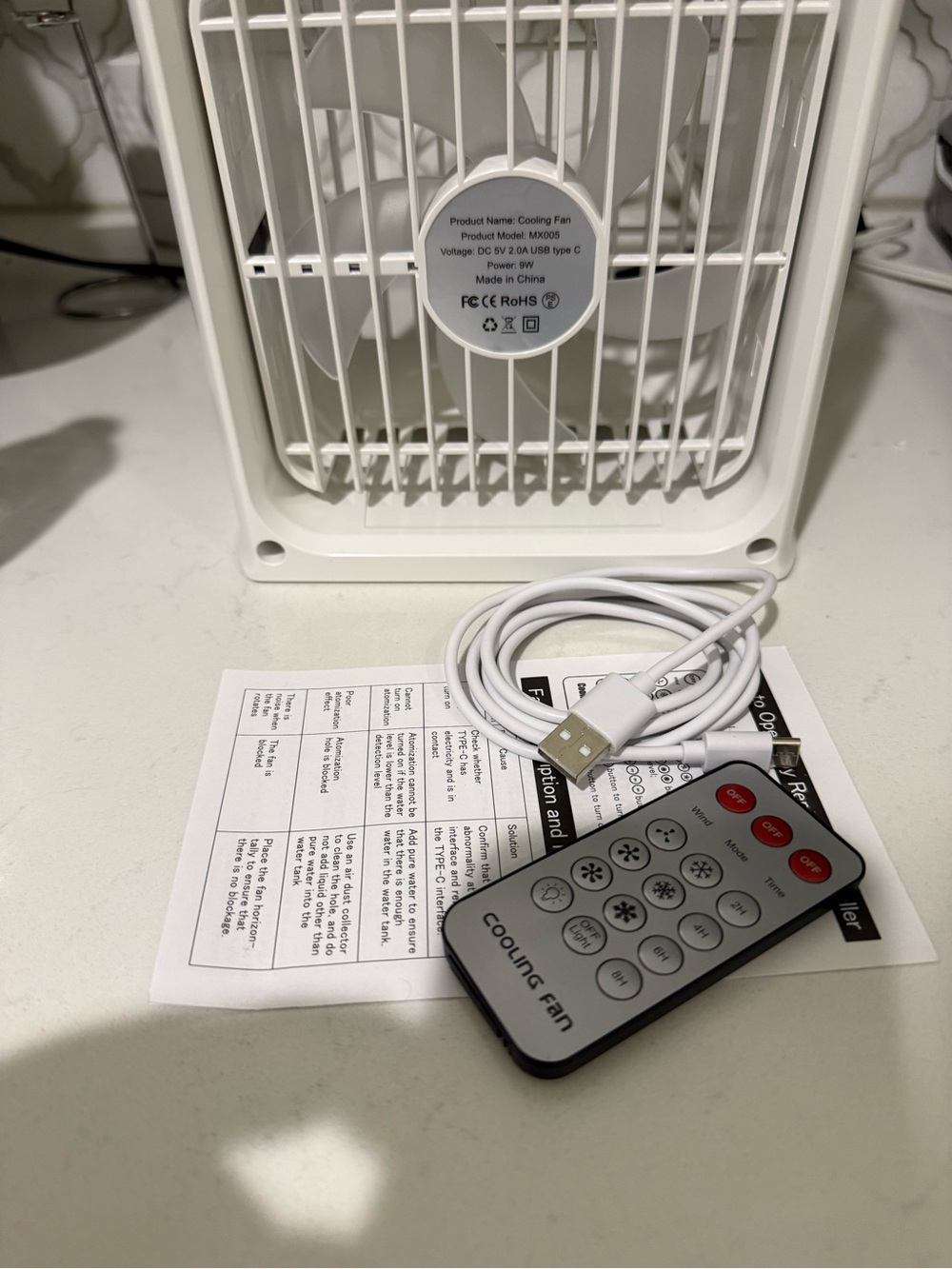 White Portable Cooling Fan with Remote Control